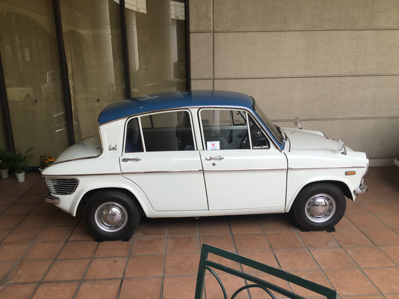 Illustration for article titled Look At This Amazing Collection of Historic Cars Inside A Japanese Shopping Mall